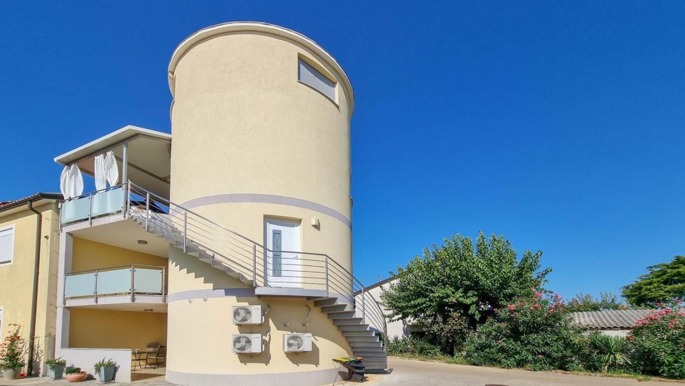 شقة Silos Mare Novigrad Istria المظهر الخارجي الصورة