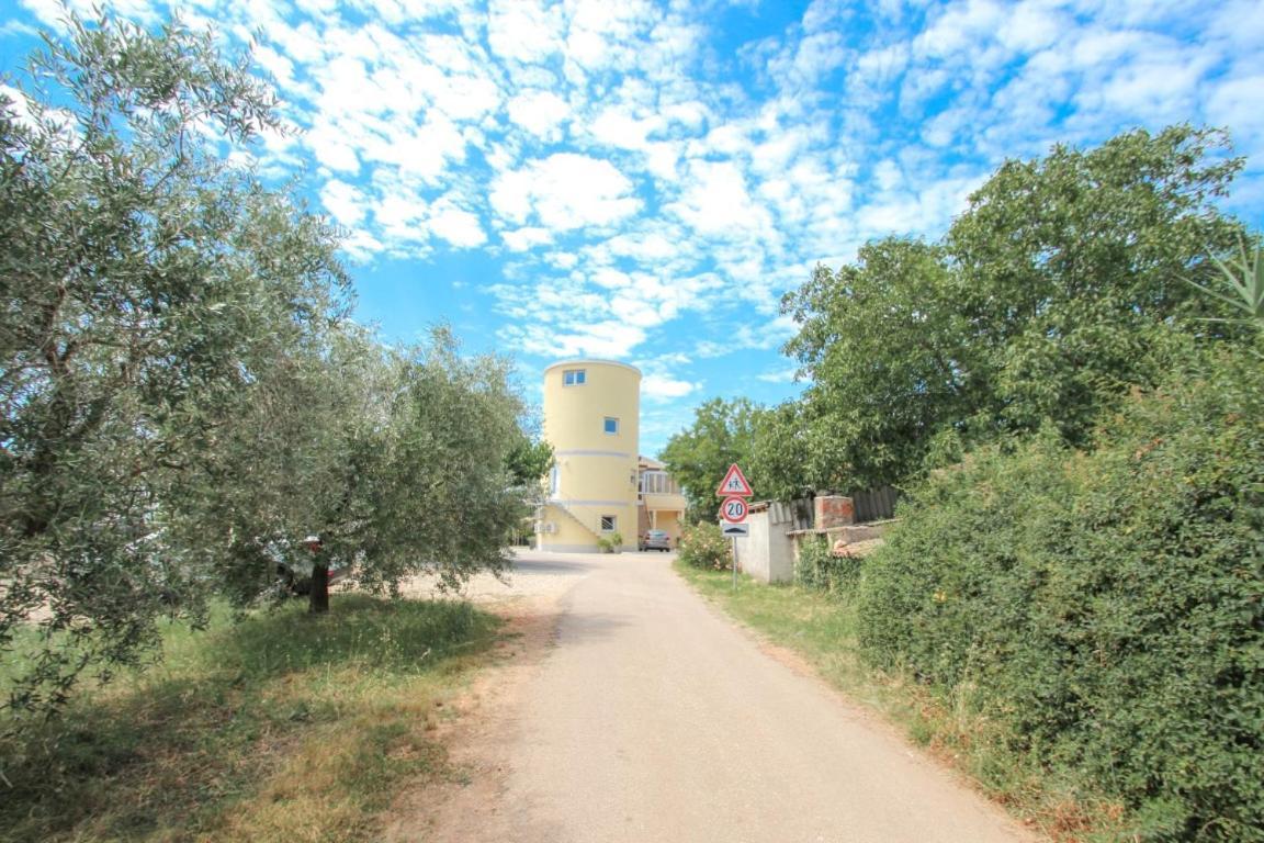 شقة Silos Mare Novigrad Istria المظهر الخارجي الصورة
